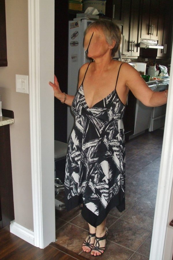 Lucile, 52 ans – Cherche complice pour soirée pétillante rencontre-Cougar-Amiens