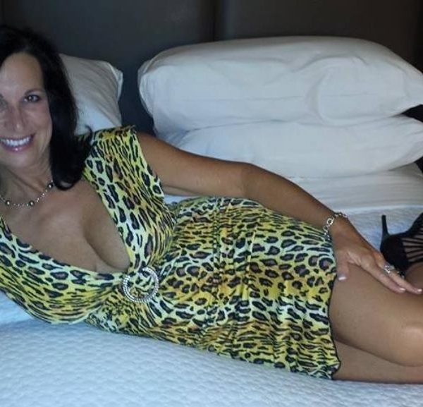 Série bouclée, vide à combler d’urgence rencontre-Cougar-Lyon