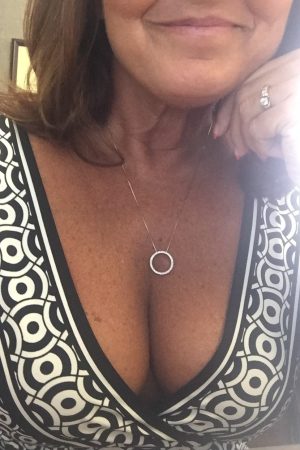 Claudine - rencontre-Cougar-Marseille