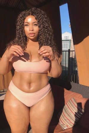 Naima - rencontre-Milf-Marseille