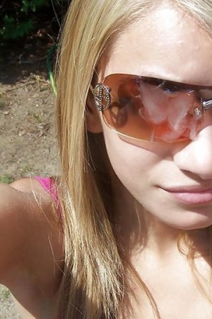 Plan cul hard à Nantes – désespérément sexy Lucile - rencontre-Teen-Nantes