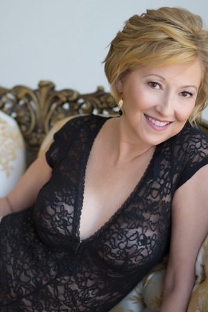Corinne - rencontre-Cougar-Courbevoie