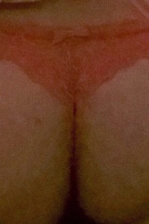 Vanessa/38 – chatte trempée prête à kiffer au tel Vanessa - rencontre-MILF-Aubervilliers