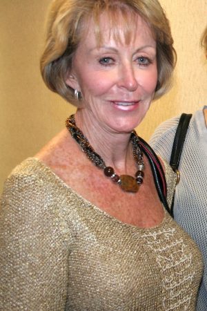 Pas une grand-mère, mais pas une gamine non plus Liliane - rencontre-Cougar-Charleville-Mézières