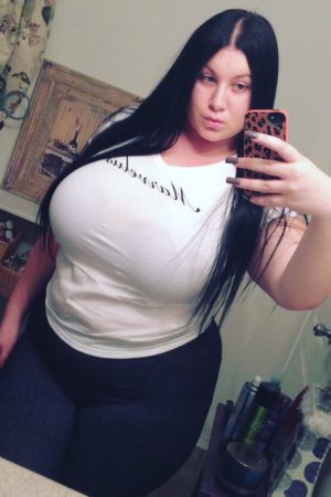 Ce soir, après 21h Alicia - rencontre-Teen-Salon-de-Provence